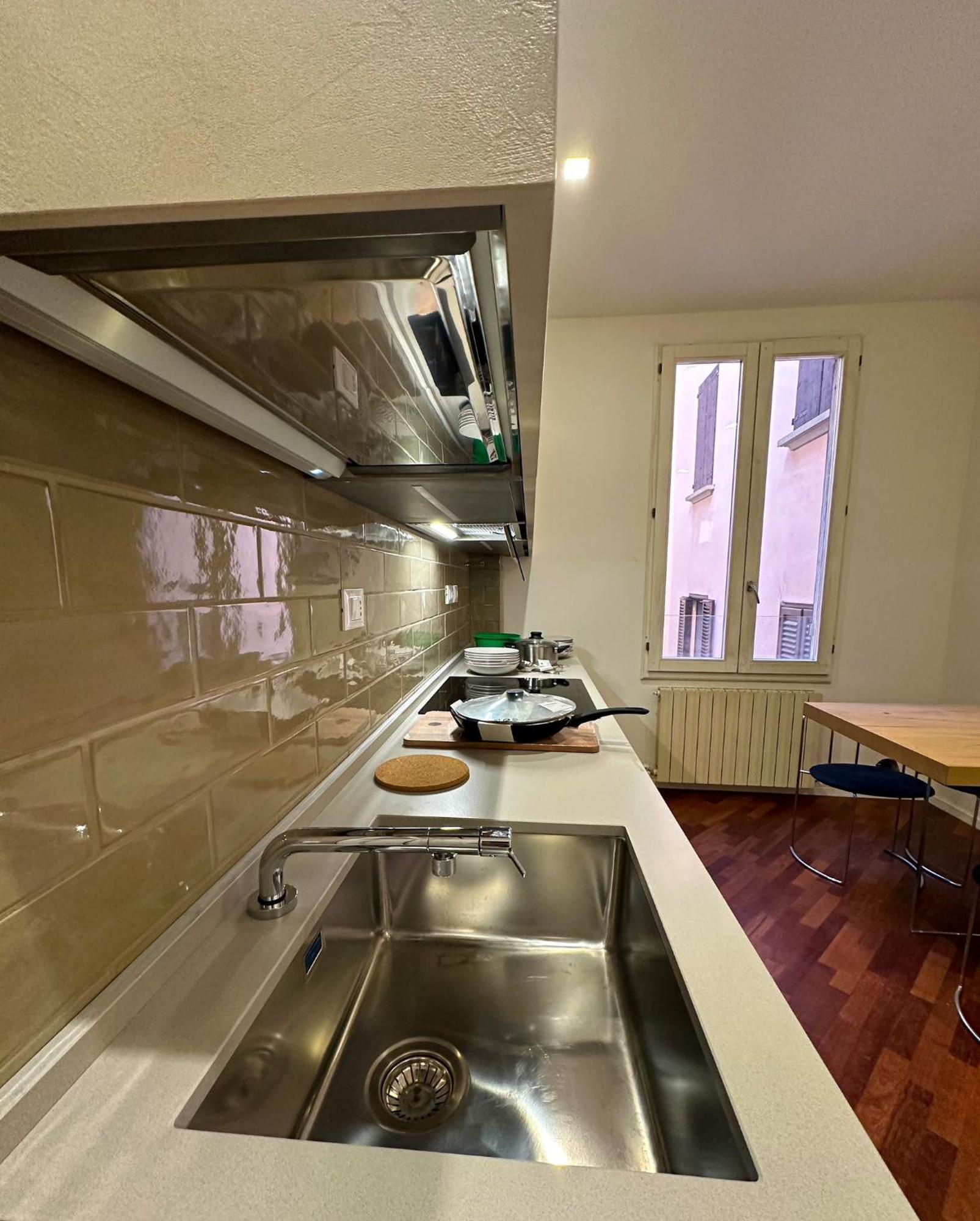 Whouse Large Suite Apartment Indipendenza Bolonya Dış mekan fotoğraf